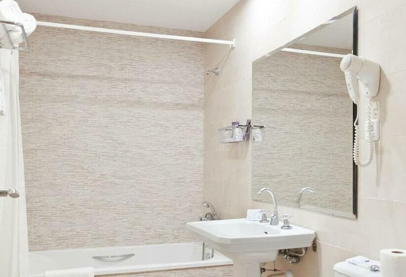 标准间, Roger De Flor By Seleqtta