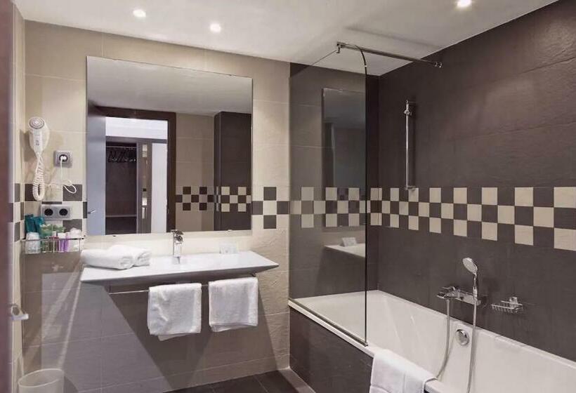 带海景的标准房, Roger De Flor By Seleqtta