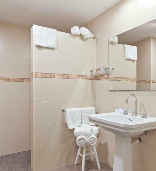 四人标准间, Roger De Flor By Seleqtta