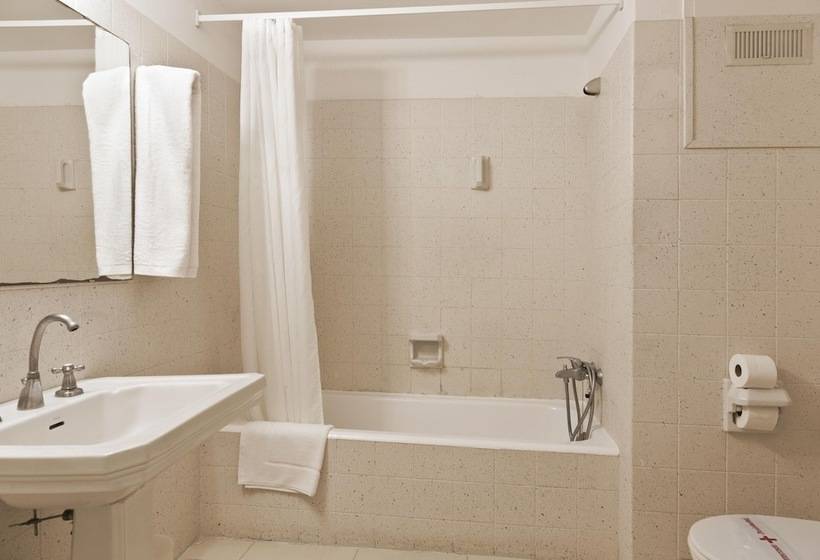 四人标准间, Roger De Flor By Seleqtta