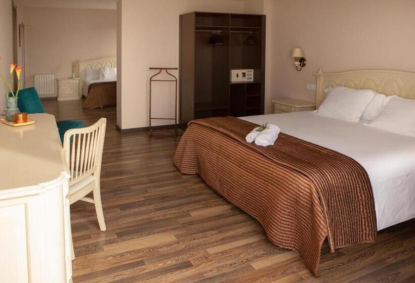 四人标准间, Roger De Flor By Seleqtta