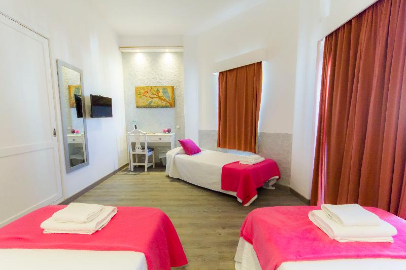 غرفة قياسية ثلاثية, Sun Holidays