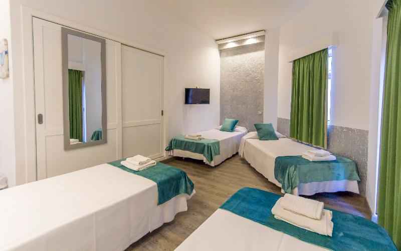 غرفة قياسية رباعية, Sun Holidays