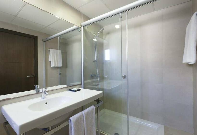 海景标准间带阳台, Urh Excelsior