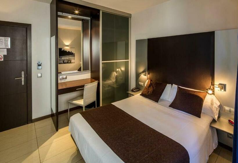 标准间带阳台, Urh Excelsior