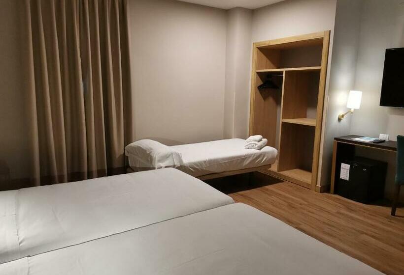 패밀리 룸, Zentral Mayoral