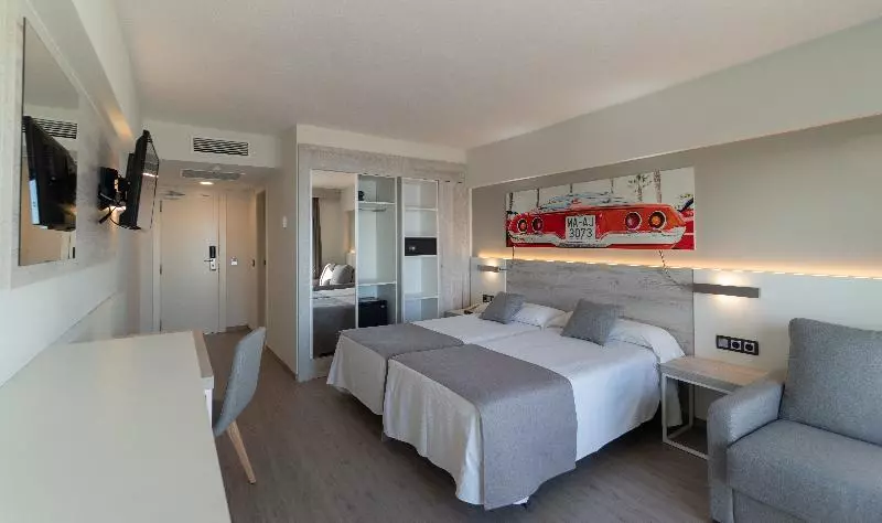اتاق سوپریور خانوادگی, Medplaya Hotel Bali