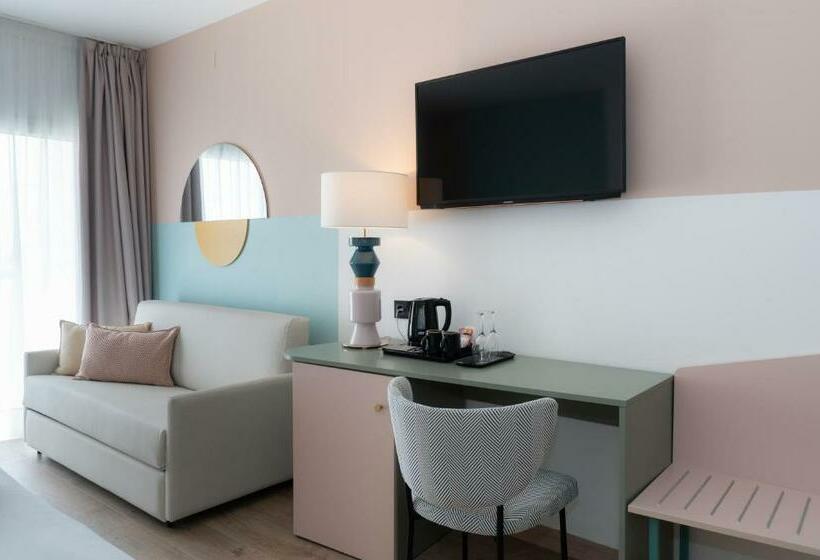 带海景的俱乐部房间, Medplaya Pez Espada