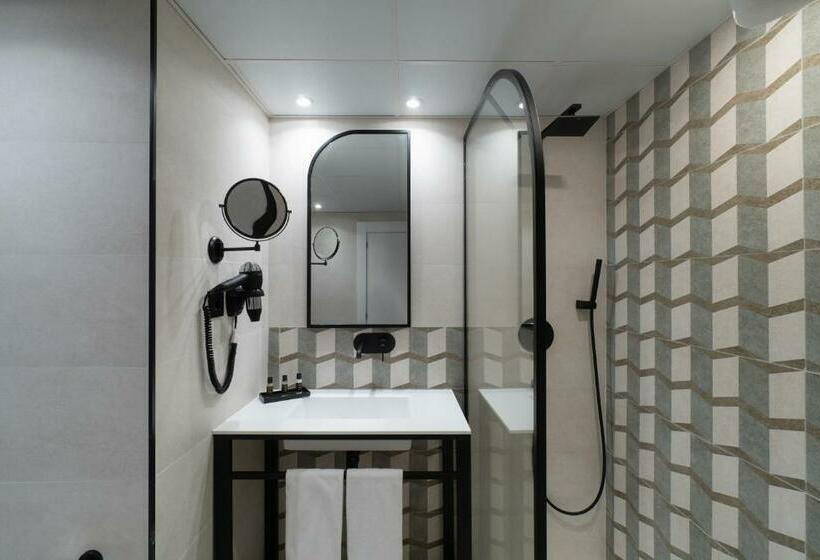 泳池景俱乐部房间, Medplaya Pez Espada