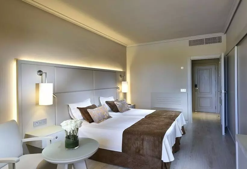 اتاق اساندارد با چشم‌انداز جانبی به دریا, Spring Arona Gran Hotel   Adults Only
