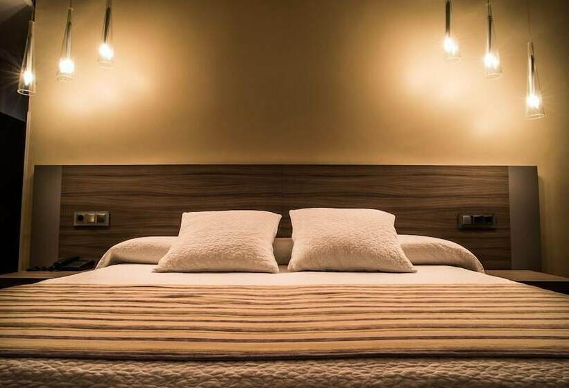 Номер Стандарт, Hospedium Hotel Triana