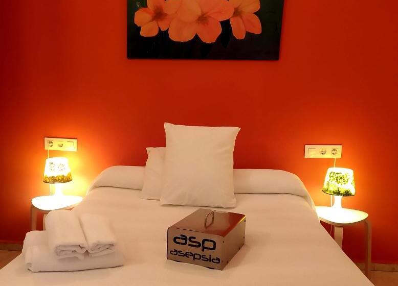 اتاق استاندارد, Hostal Santa Catalina