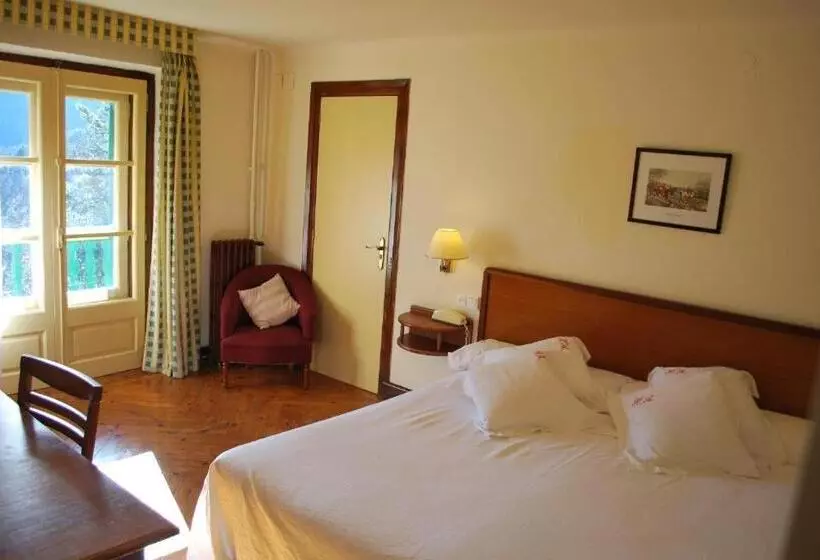 Habitación Estándar con Balcón, Adsera