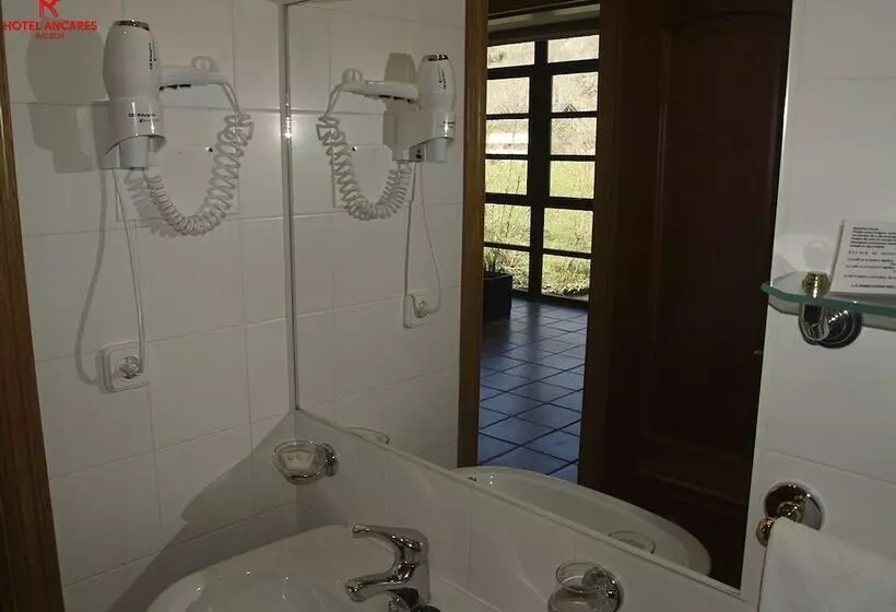 Standard Triple Room, Ancares