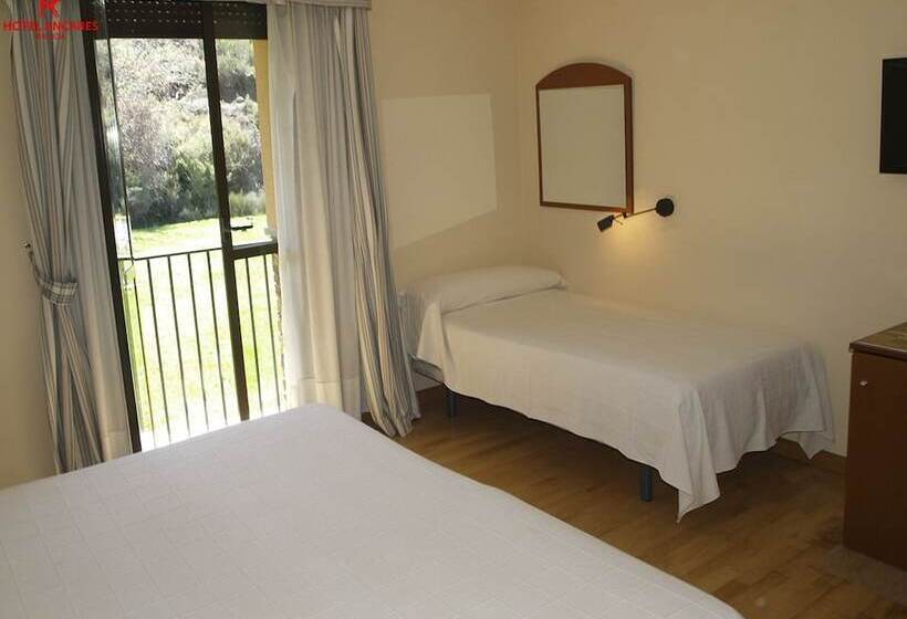 Номер Стандарт Трехместный, Ancares