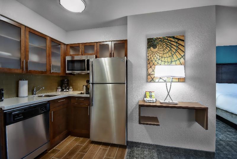 اتاق استاندارد چهارنفره با بالکن, Ancora