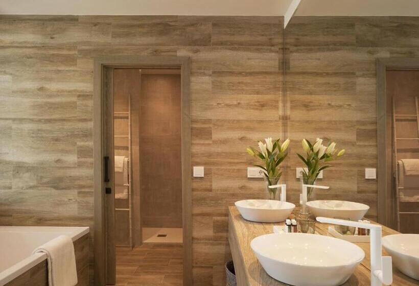 سوییت جونیور با چشمانداز دریا, Boutique Balandret