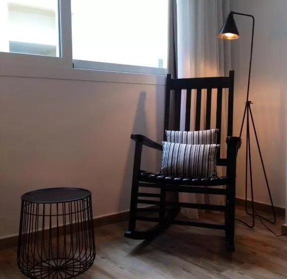 اتاق اکونومی, Boutique Balandret