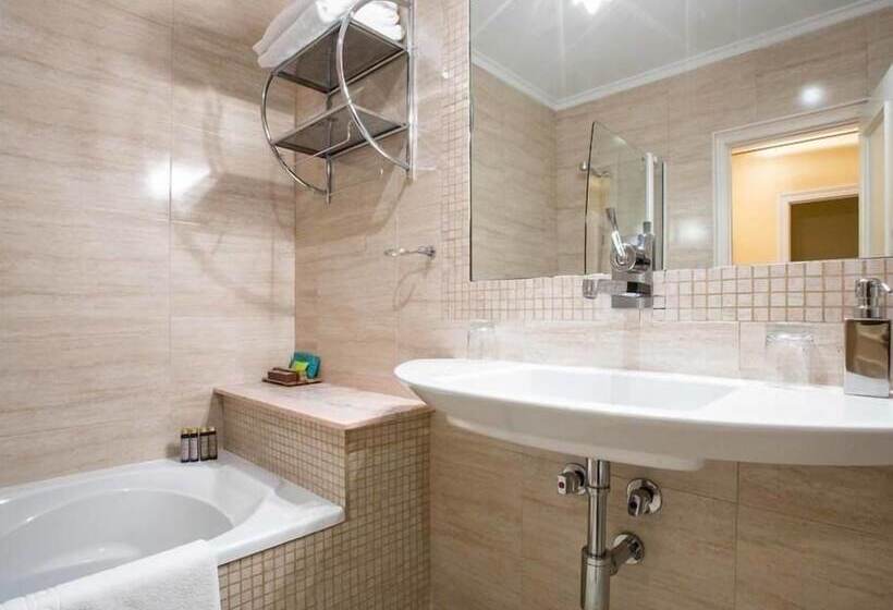 标准间, Casa Camila