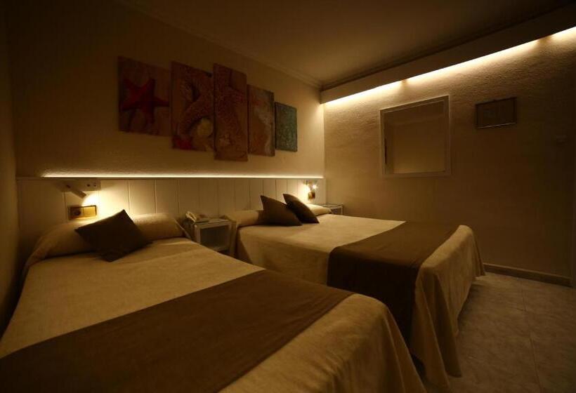 Номер Стандарт с Балконом, Claramar