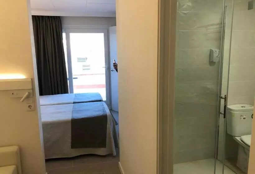 Familiesuite med 2 soveværelser og terrasse, Claramar