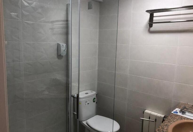 Семейный люкс с 2 спальнями и террасой, Claramar