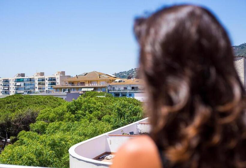 Номер Стандарт Индивидуальный с Балконом, Claramar