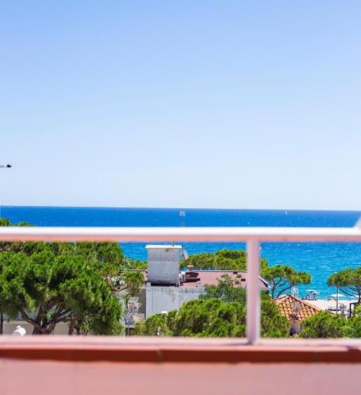 Номер Стандарт Индивидуальный с Балконом, Claramar