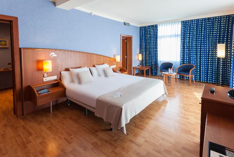 Suite 2 Dormitorios, Delfin
