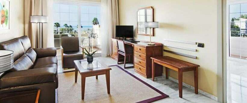 스위트, Elba Motril Beach & Business