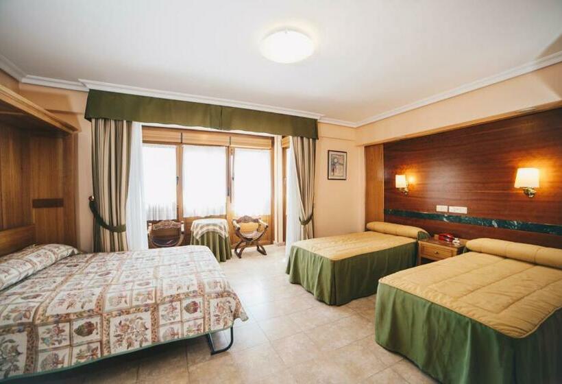 اتاق استاندارد چهار تخته, Gavilanes 2 Toledo