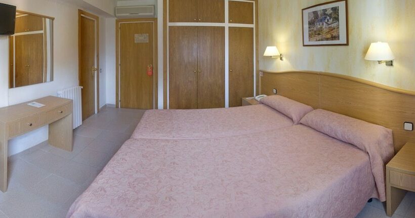 스탠다드 룸, Ght Xaloc