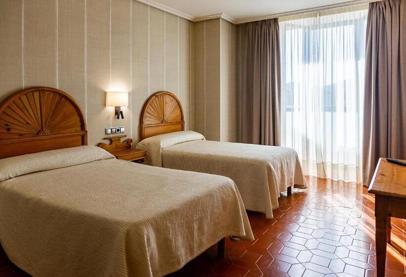 디럭스 룸, Hostal Doña Juana