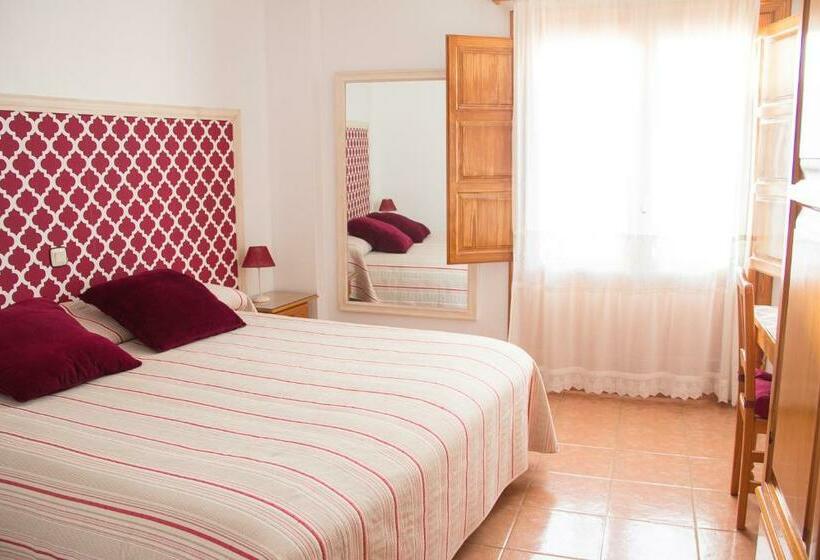 Номер Стандарт, Hostal El Pozo
