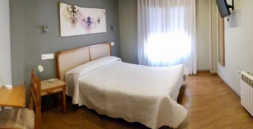 Номер Стандарт, Hostal Puerta La Villa