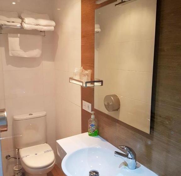 Номер Стандарт, Hostal Puerta La Villa