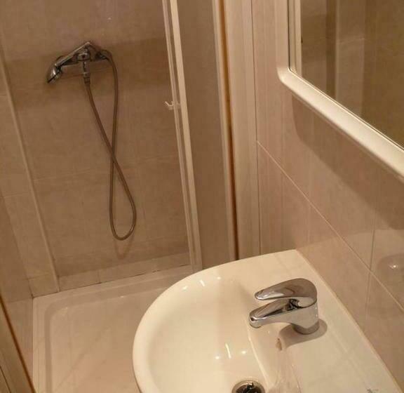 スタンダードルーム, Hostal Rodes