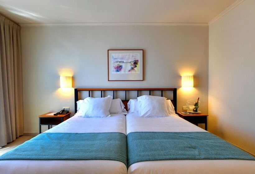 海景标准间带阳台, Hostalillo