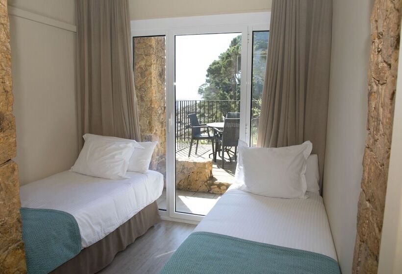 家庭海景房, Hostalillo