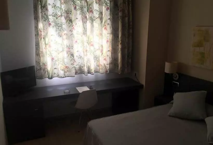 Chambre Standard Individuelle, Marina