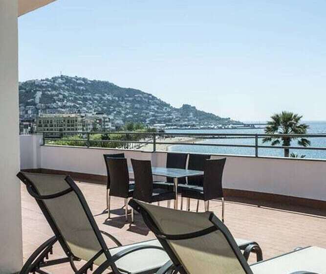 带1个卧室的带海景的公寓, Marina