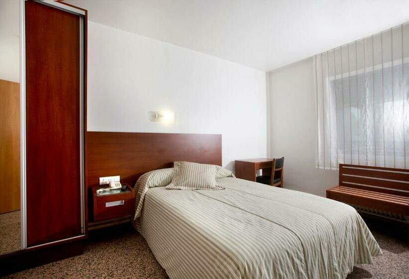 스탠다드 싱글 룸, Marivella