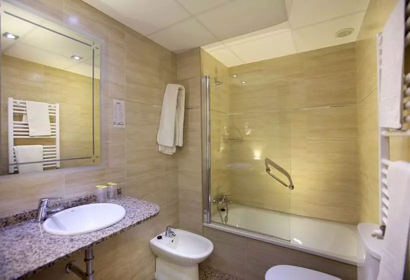 اتاق سوپریور, Marivella