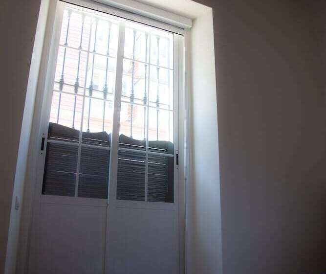 اتاق استاندارد, Noches En Triana