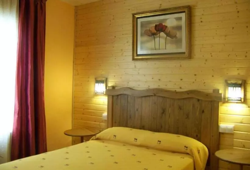 4 Bett Standardzimmer, Prats