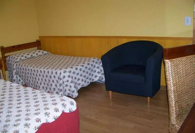 4 Bett Standardzimmer, Prats