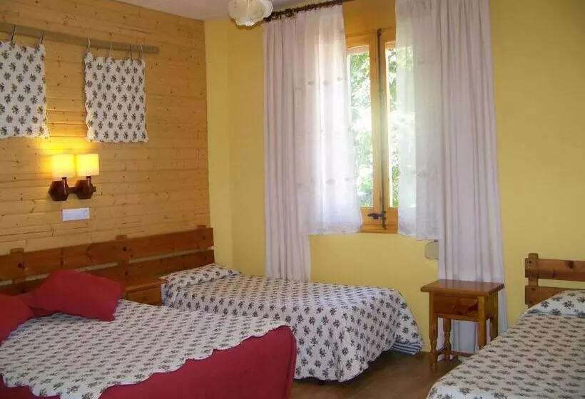 4 Bett Standardzimmer, Prats