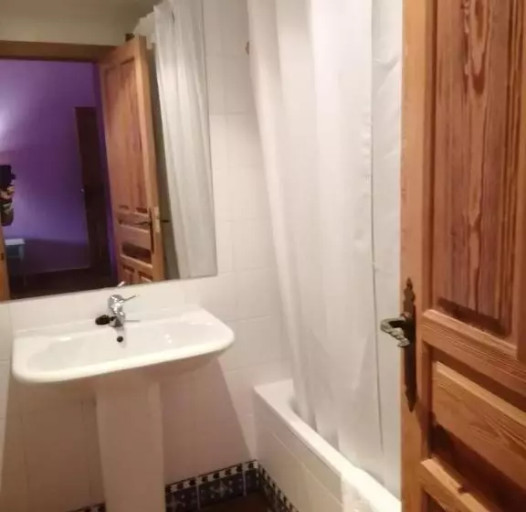 Standardzimmer, Río Escabas, Serranía De Cuenca