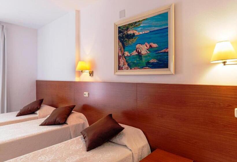 غرفة عادية خماسية, Sant March