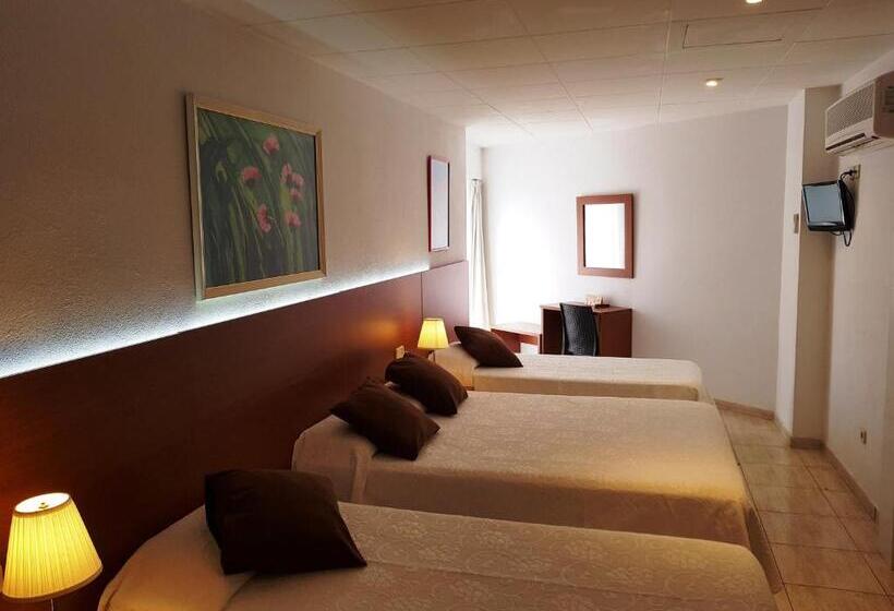 غرفة عادية خماسية, Sant March